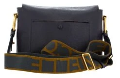 Coccinelle Liya Signature Handbag Grained Leather Ardesia -Guess Verkaufsgeschäft COCCINELLE Liya Signature Handbag Grained Leather Ardesia 325843 2