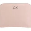 Calvin Klein Re-Lock Washbag Spring Rose -Guess Verkaufsgeschäft Calvin Klein Re Lock Washbag Spring Rose 282346