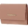 Mandarina Duck Luna Card Holder Desert Sand 10 Mandarina Duck Luna Card Holder Desert Sand -Guess Verkaufsgeschäft MANDARINA DUCK Luna Card Holder Desert Sand 316566