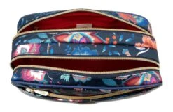 OILILY Chloe Pocket Cosmetic Bag Blue Iris -Guess Verkaufsgeschäft Oilily Kulturbeutel Pocket Cosmetic Bag 313212 1